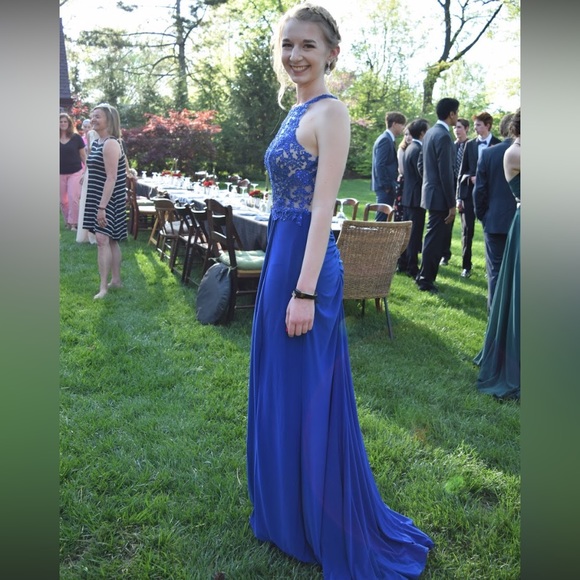 Prom/Formal Dress - Picture 3 of 5